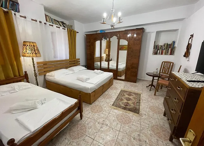 Great Wall Pensión Gjirokastër