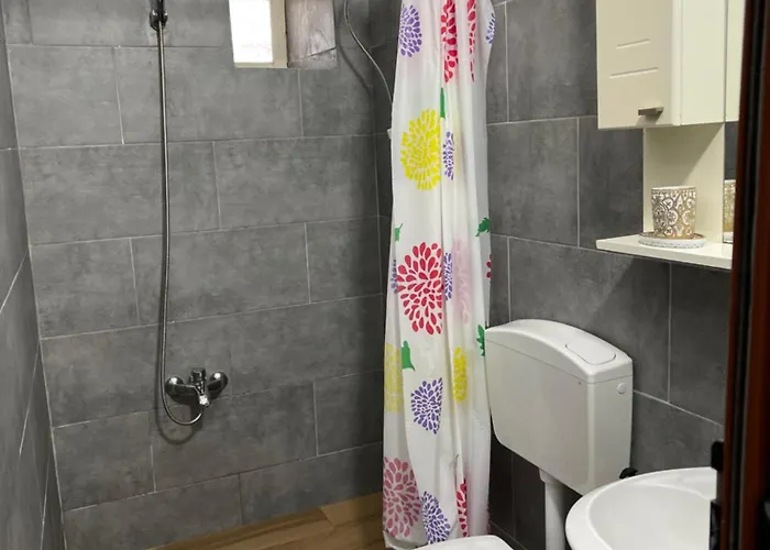 Great Wall 3* Gjirokastër