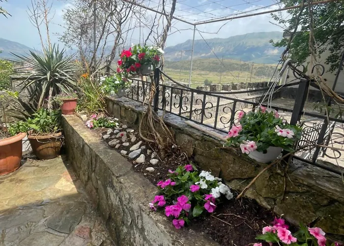 Great Wall 3* Gjirokastër